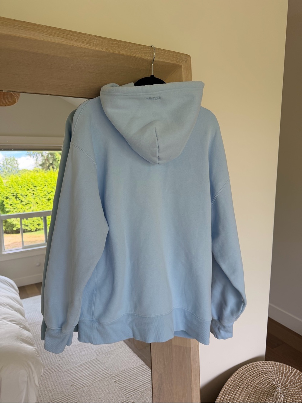 Aritzia Boyfriend Sweatfleece Hoodie - Picture 3 of 3